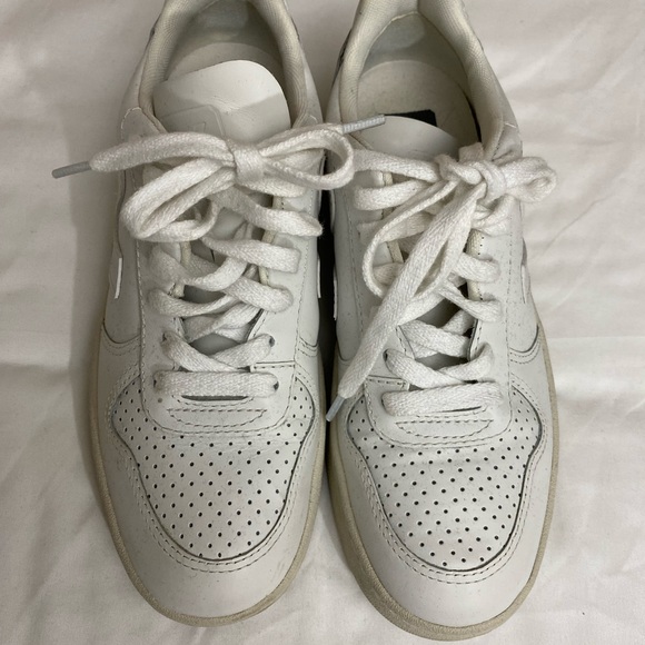 Veja - Picture 3 of 5